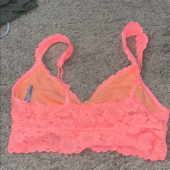 Aerie Bralette - Picture 2 of 4